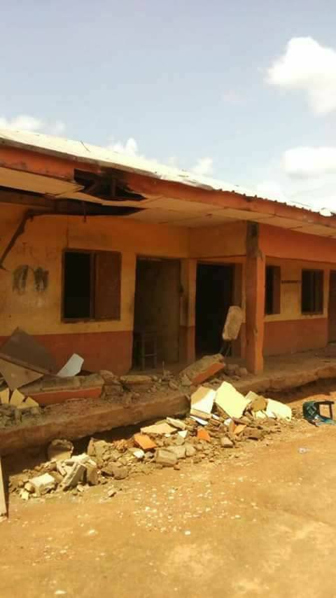 Student Breaks His Leg After Classroom Collapsed During Lectures (Photos)