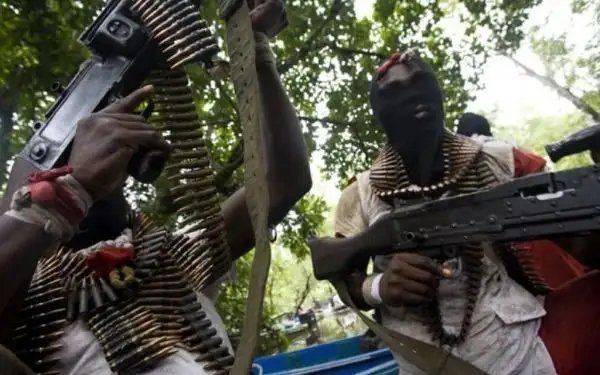 BREAKING: Gunmen Abduct Travellers In Osun
