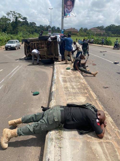 BREAKING: Many Policemen Feared Dead In Ondo Auto Crash