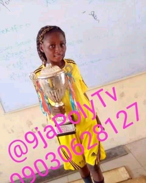 Ede Poly Female student with Dean's Cup
