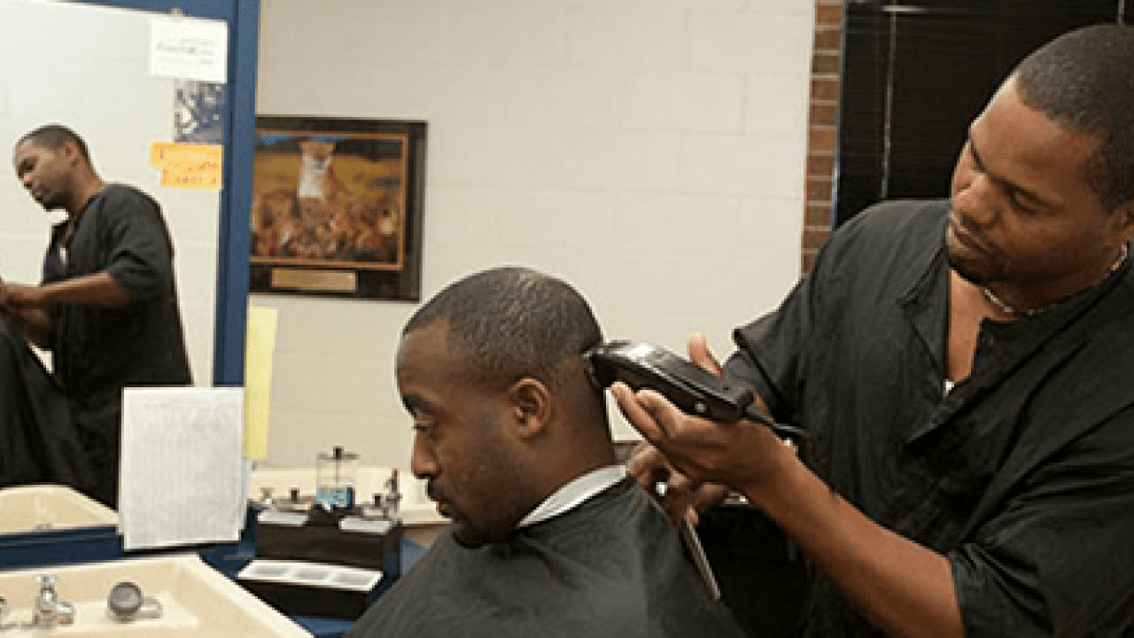Barbering Business In Ghana: How To Set Up A Good Barbing Salon In Ghana