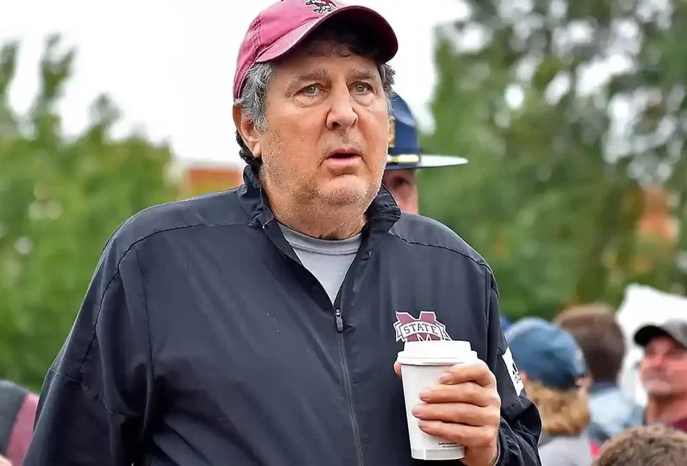 Mike Leach Biography, Wiki, Net Worth, Wife, Salary, Age, Daughter, Religion, Health
