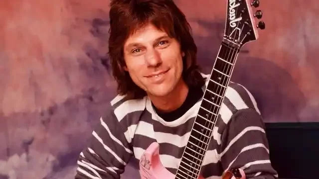 Jeff Beck Net Worth, Biography, Cause of death, Age, Wife, Children, Family, Facts