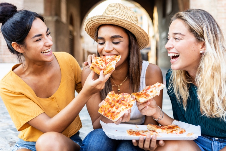 Top 5 Signs You're A Foodie