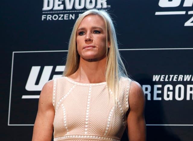 Holly Holm Bio, Age, Net Worth, Height, Parents, Husband, Family