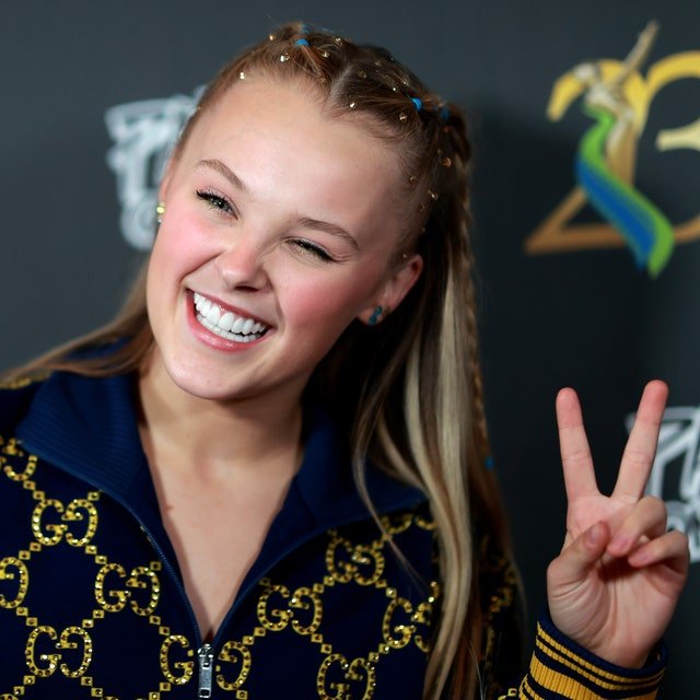 JoJo Siwa Bio, Age, Net Worth, Height, Parents, Siblings, Boyfriend