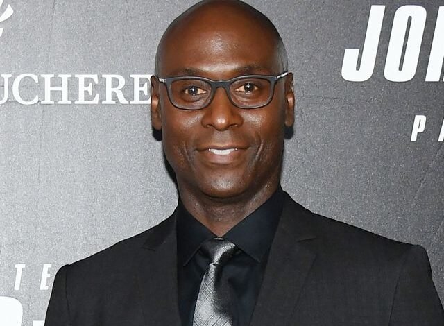 Lance Reddick Height 