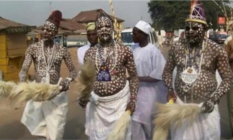 Traditional Worshippers