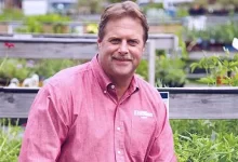 Who is Roger Cook? Bio, Age, Height, Landscaper, Career, Wife, Children, Net Worth