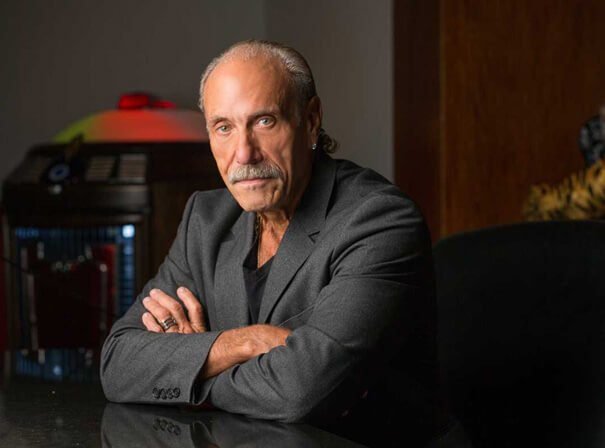 Les Gold Net Worth