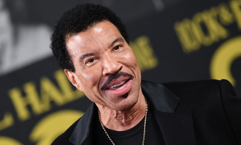 Lionel Richie Net Worth, Biography, Age, Wife