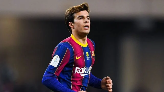 Riqui Puig Biography: Age, Height, Parents, Girlfriend, Net Worth