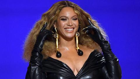 How Much is Beyonce Knowles’s Net Worth