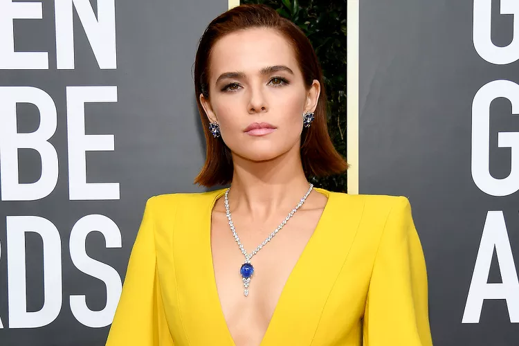 Zoey Deutch Biography, Age, Height, Parents, Movies, Husband, Net Worth