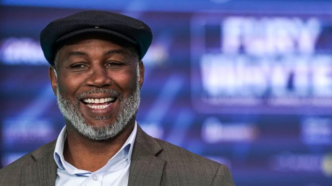 Lennox Lewis Biography, Age, Wife, Net Worth, Height